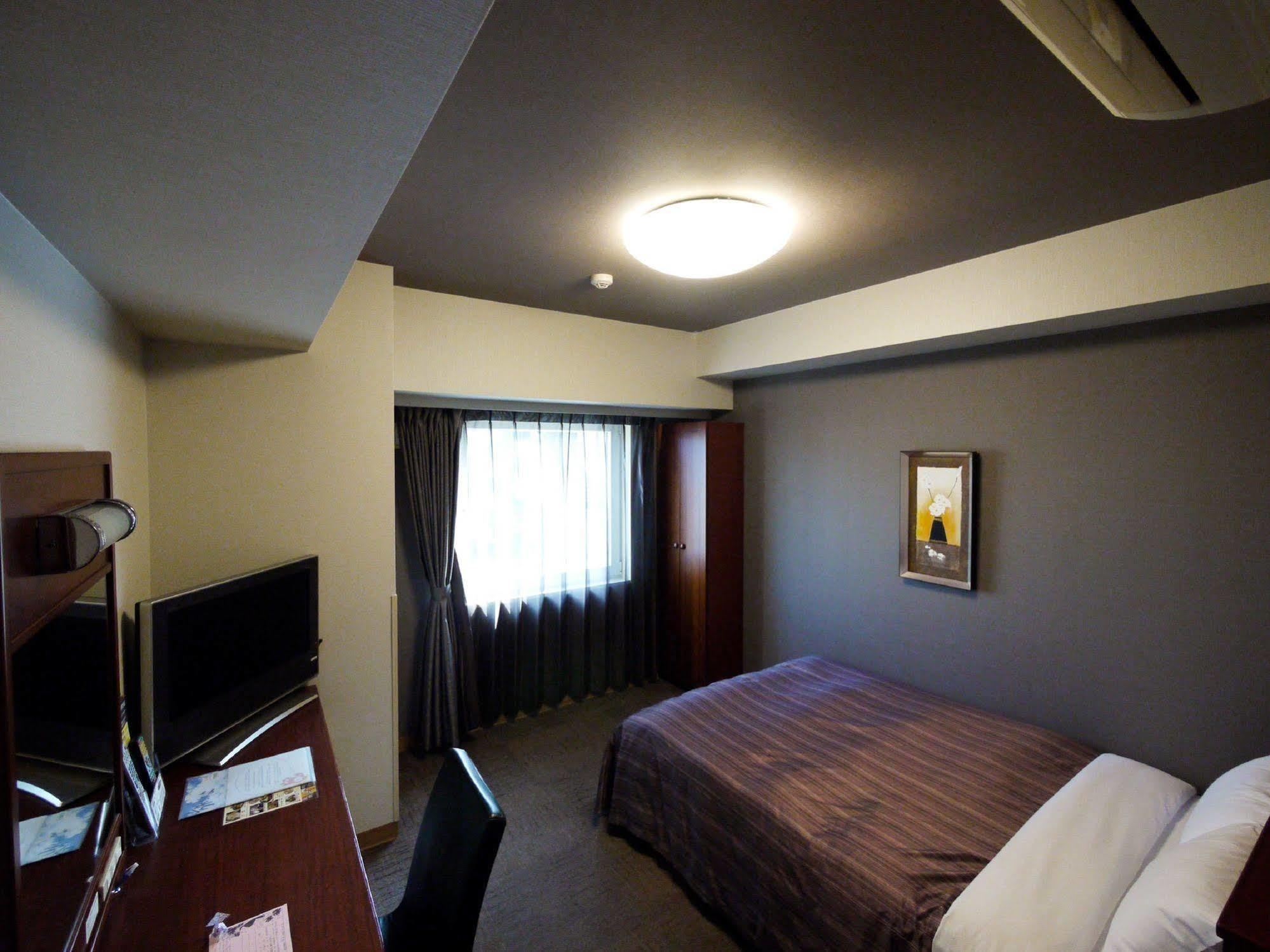 Hotel Route-Inn Koga Ekimae Экстерьер фото