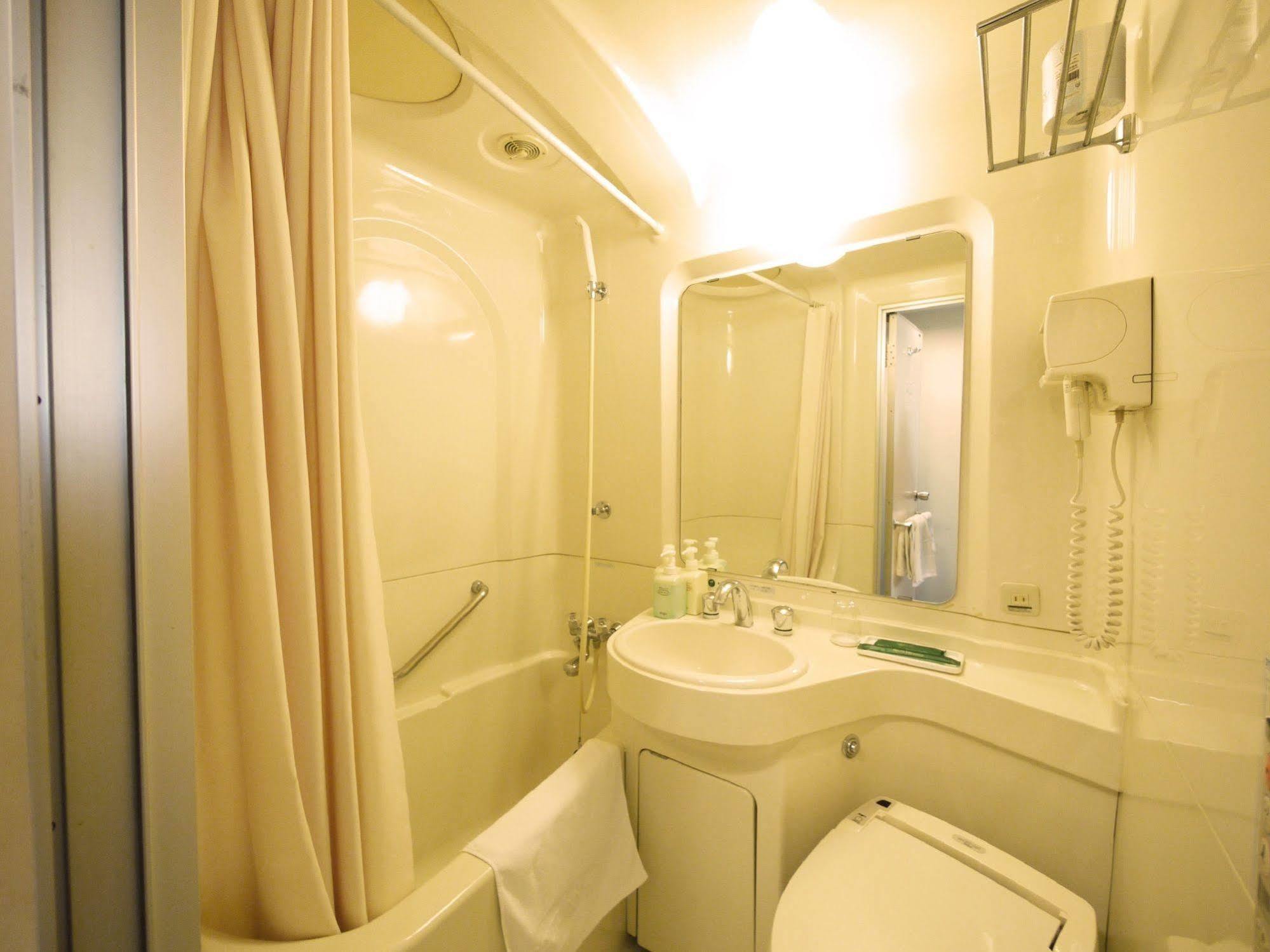 Hotel Route-Inn Koga Ekimae Экстерьер фото